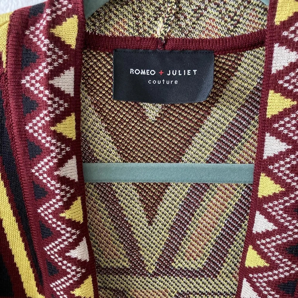 Romeo and Juliet Couture Long Open Cardigan With Fringe Tribal Print OSFM BNWT - Picture 5 of 7